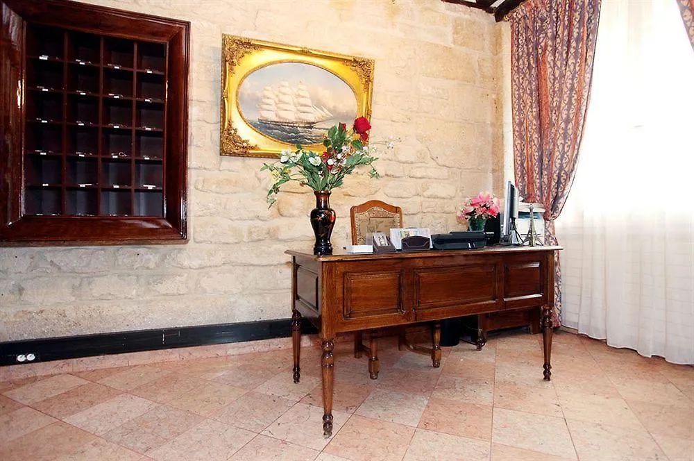 فندق براتيك