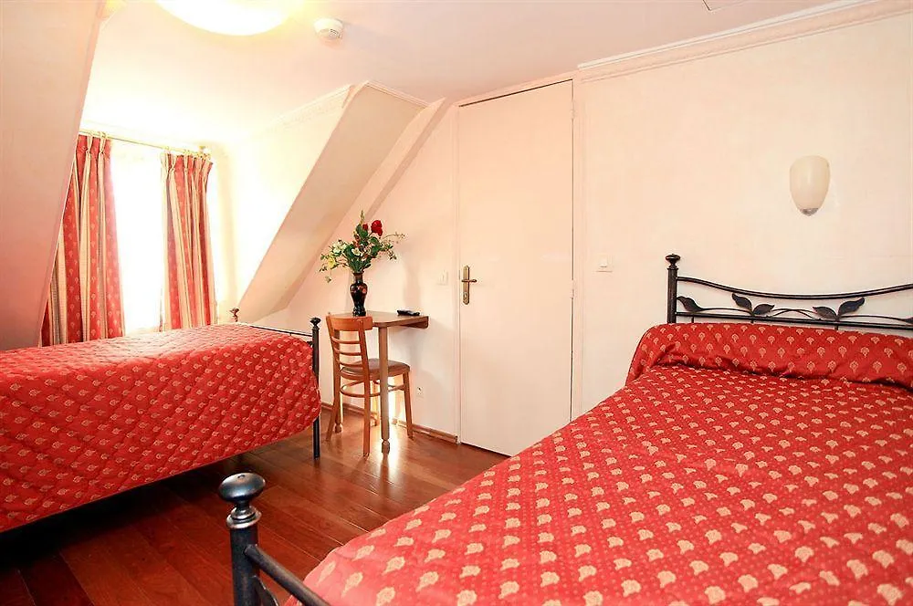 Pratic 2* Paris