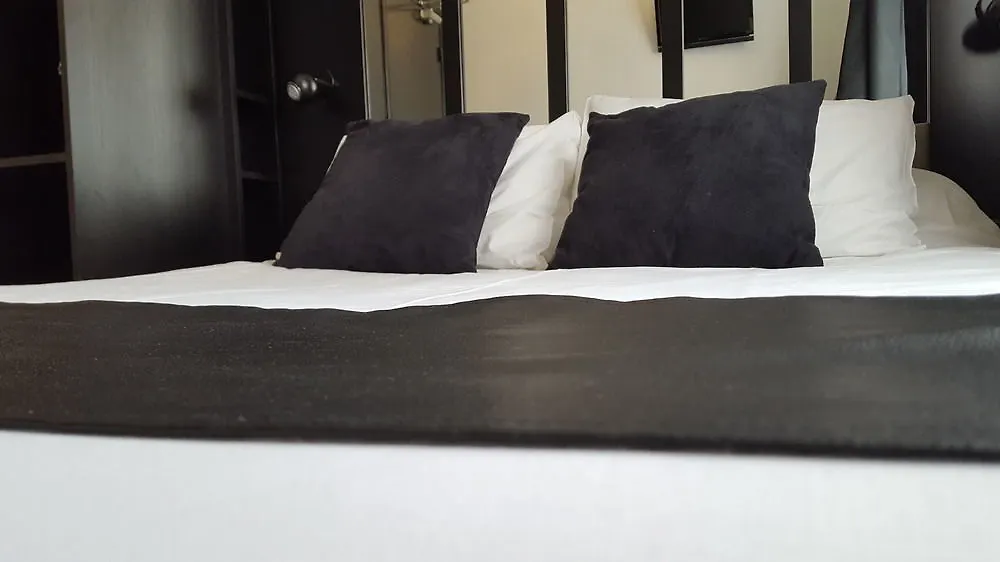 Pratic 2* Paříž